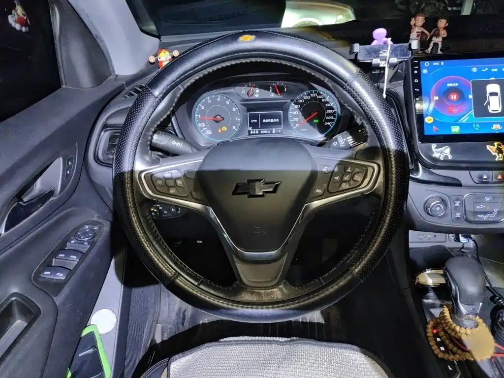 Chevrolet Equinox — миниатюра 3