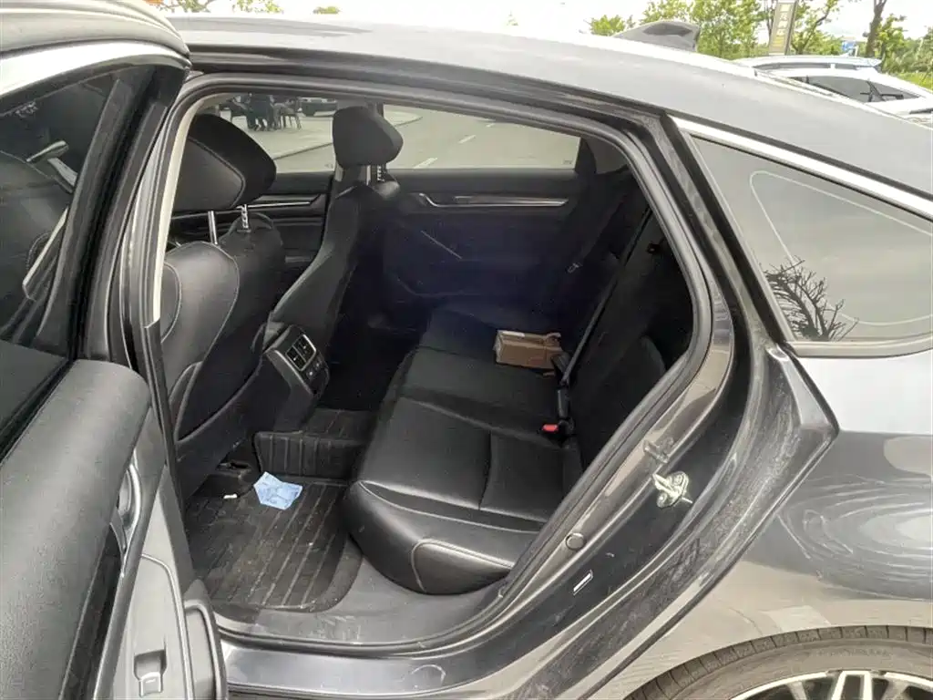 Honda Accord 2022 260TURBO Luxury