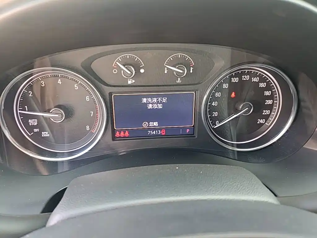 Buick LaCrosse — миниатюра 12