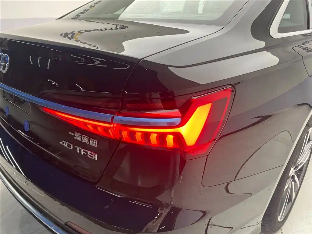 Audi A6L 2025 40 TFSI Luxury