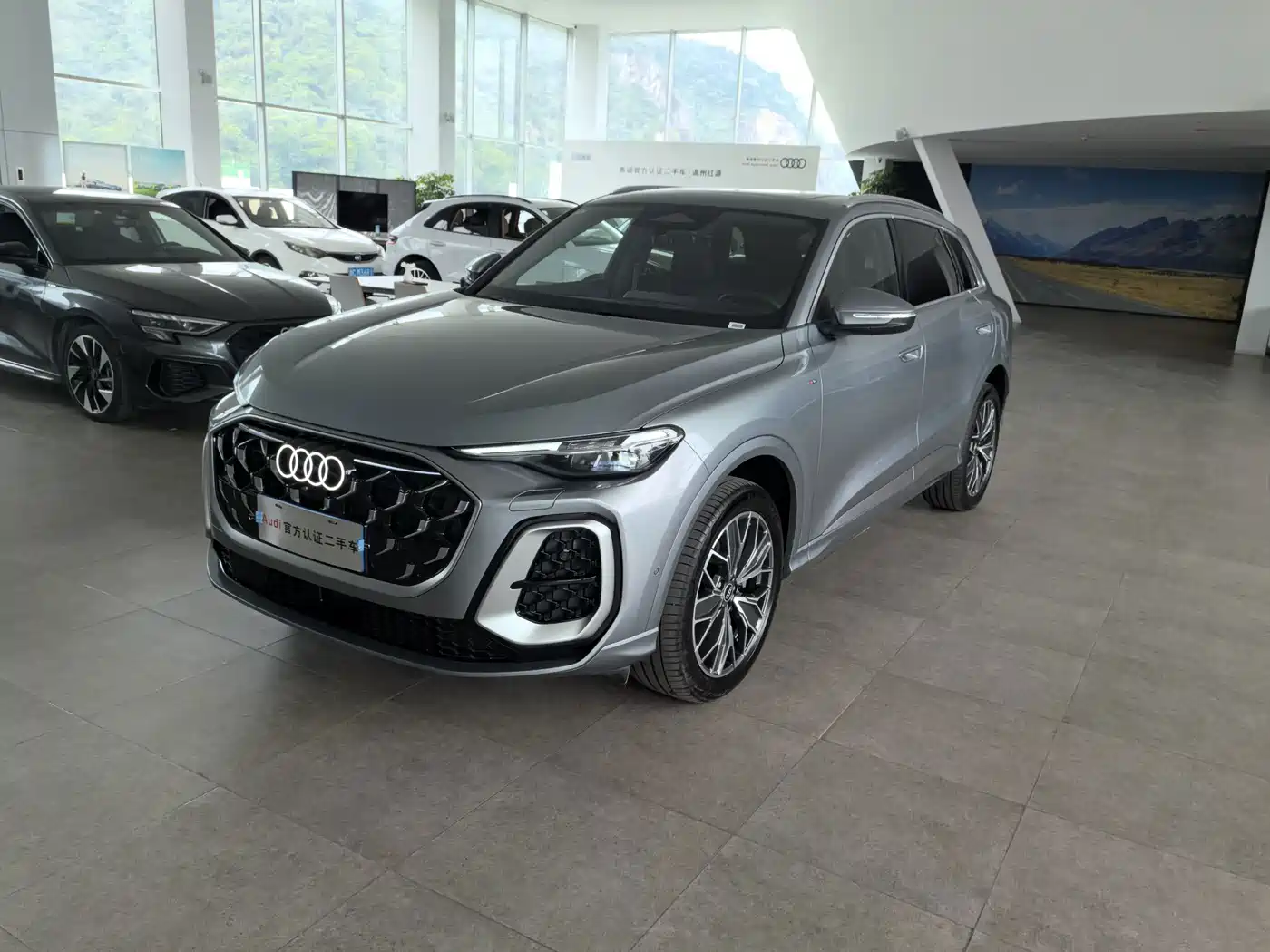 奥迪Q5L 2026款 2.0T 千万用户专享版 2026