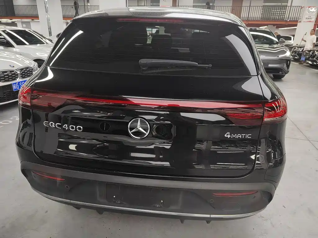 Mercedes-Benz EQC — миниатюра 15