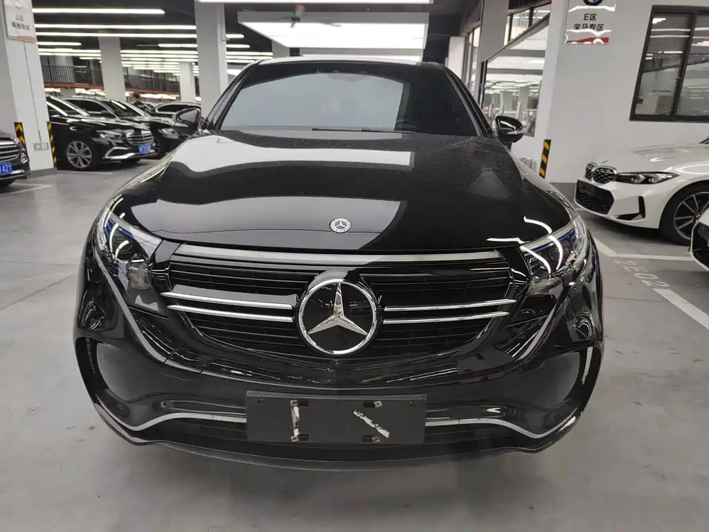 Mercedes-Benz EQC — миниатюра 2