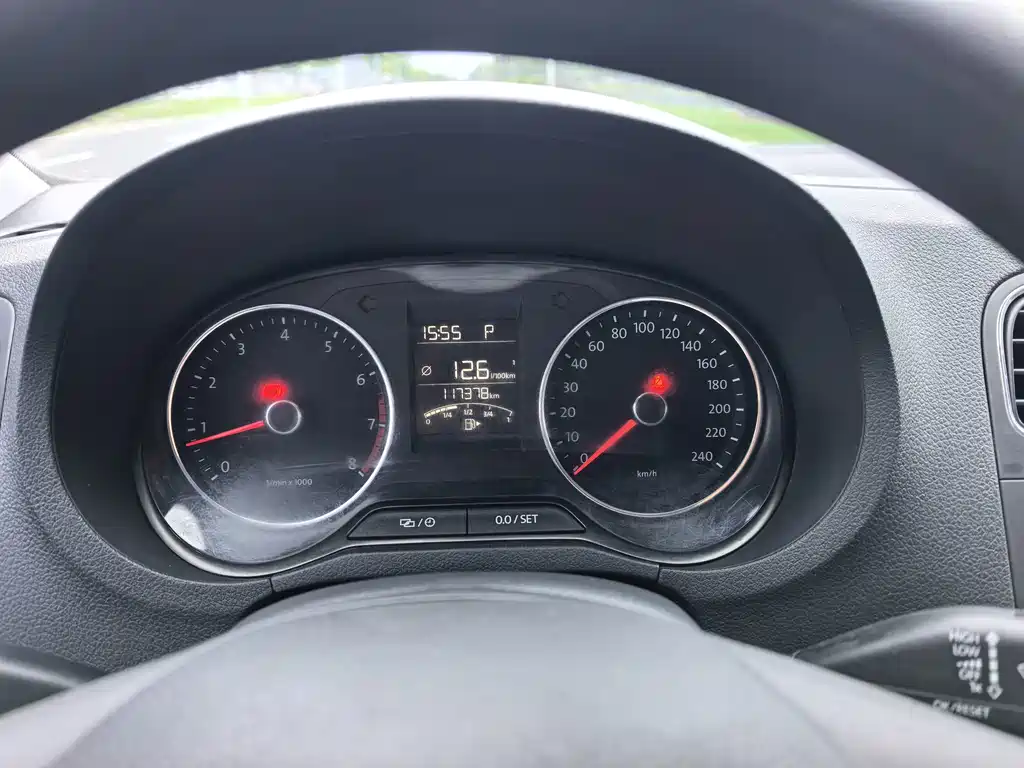 Volkswagen Polo — миниатюра 6