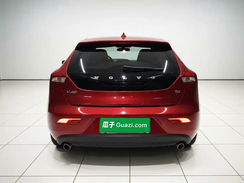 Volvo V40 — миниатюра 5