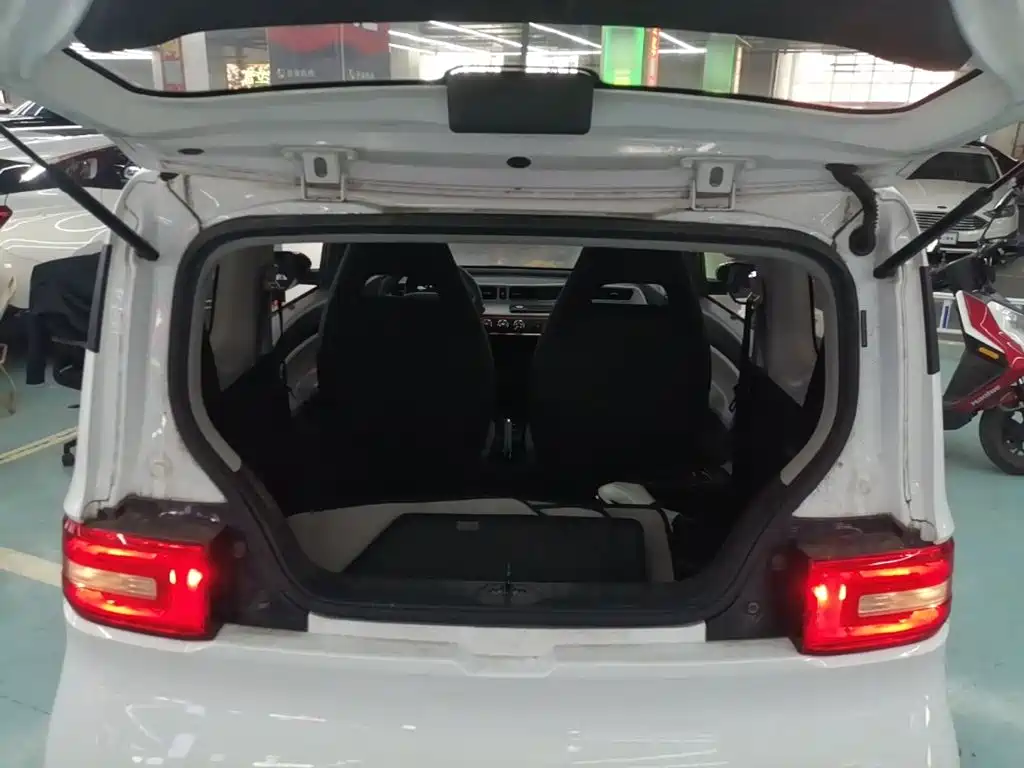 Wuling MINIEV — миниатюра 19