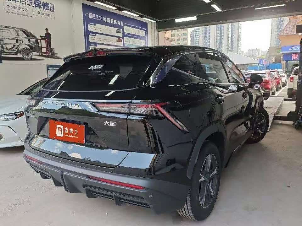 Jetour Jetour Dasheng 1.5 л 2024 г. Чёрный, пробег 25800 км