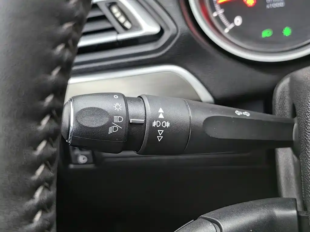 Peugeot 408 — миниатюра 21