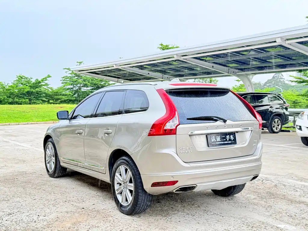 Volvo XC60 2016 T5 AWD