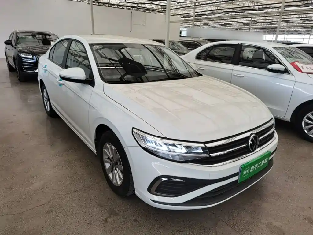 Volkswagen Bora 2023 200TSI DSG