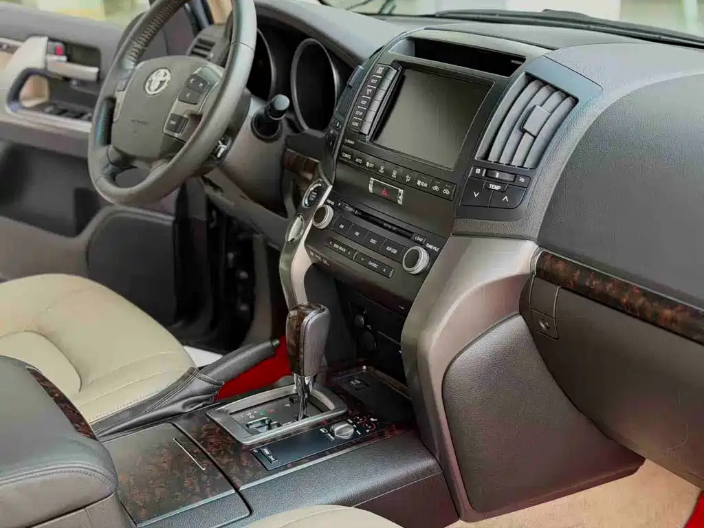 Toyota Land Cruiser — миниатюра 15