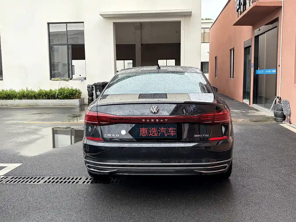 Volkswagen Passat — миниатюра 8