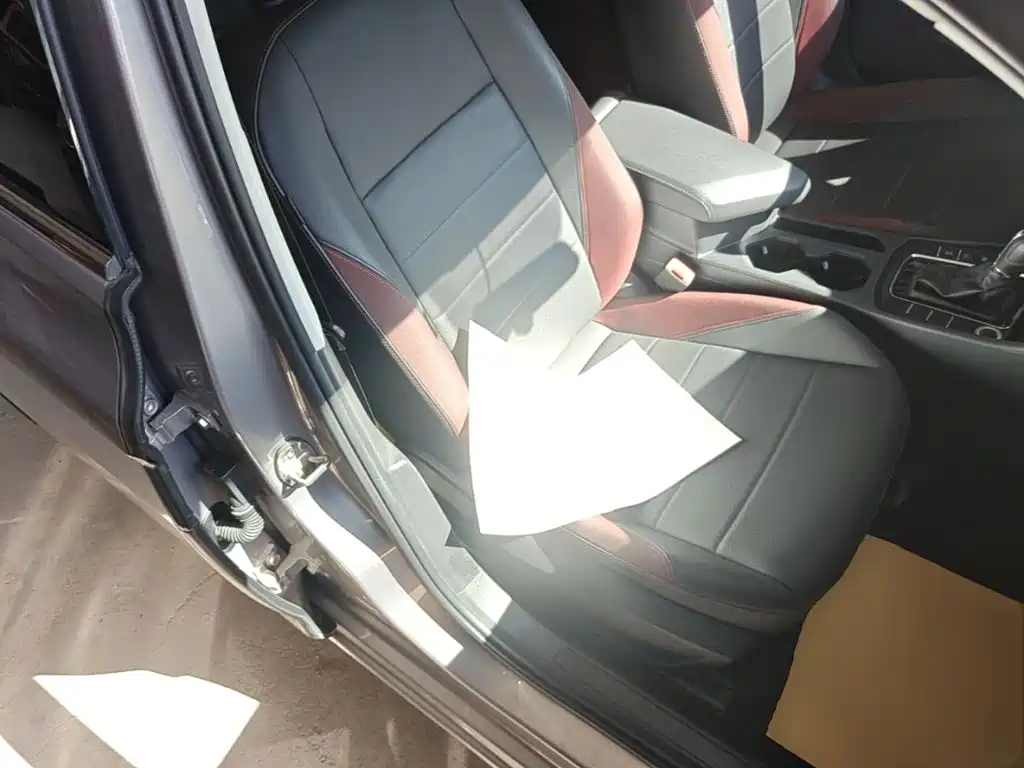 Volkswagen Bora — миниатюра 25