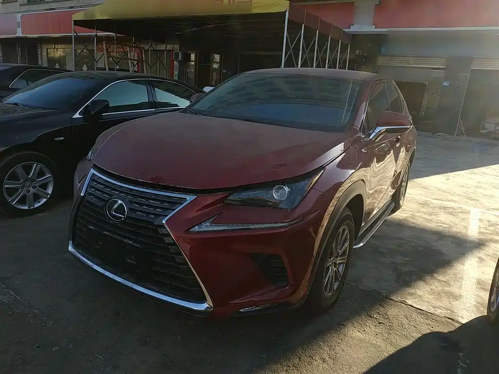 Lexus NX 2018