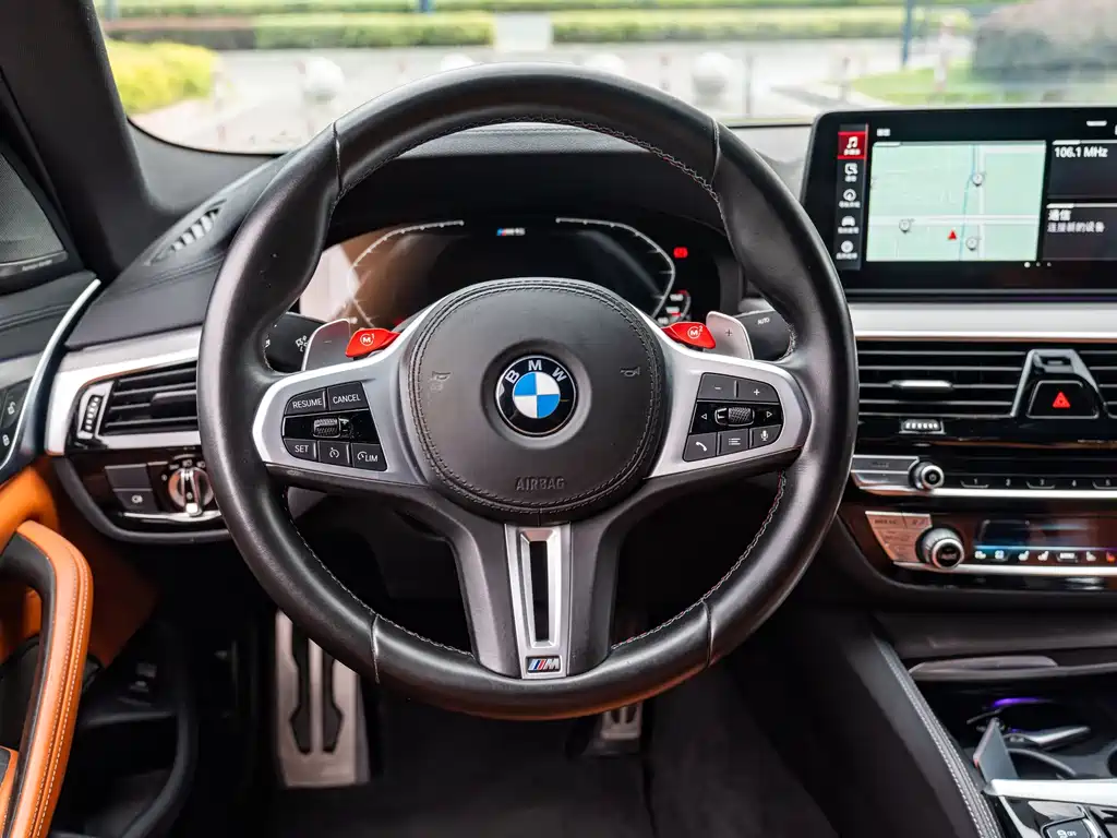 BMW M5 — миниатюра 16
