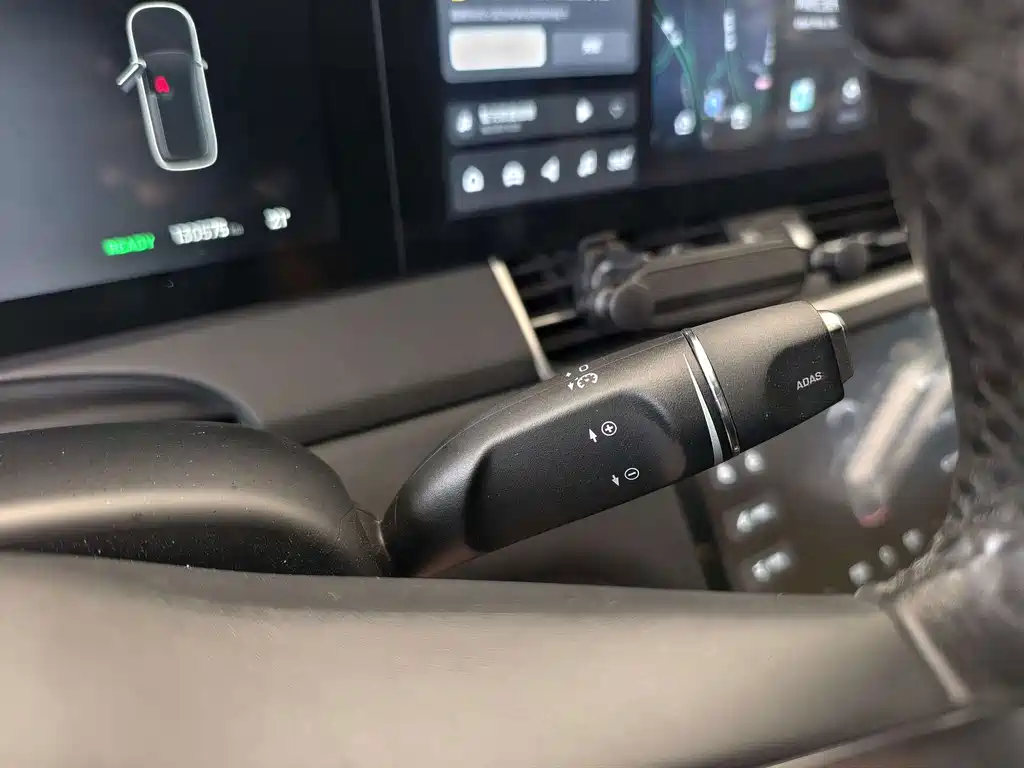 Li Auto Li ONE — миниатюра 8