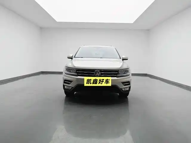 Volkswagen Tiguan L L 2019 330TSI AT Luxury VI