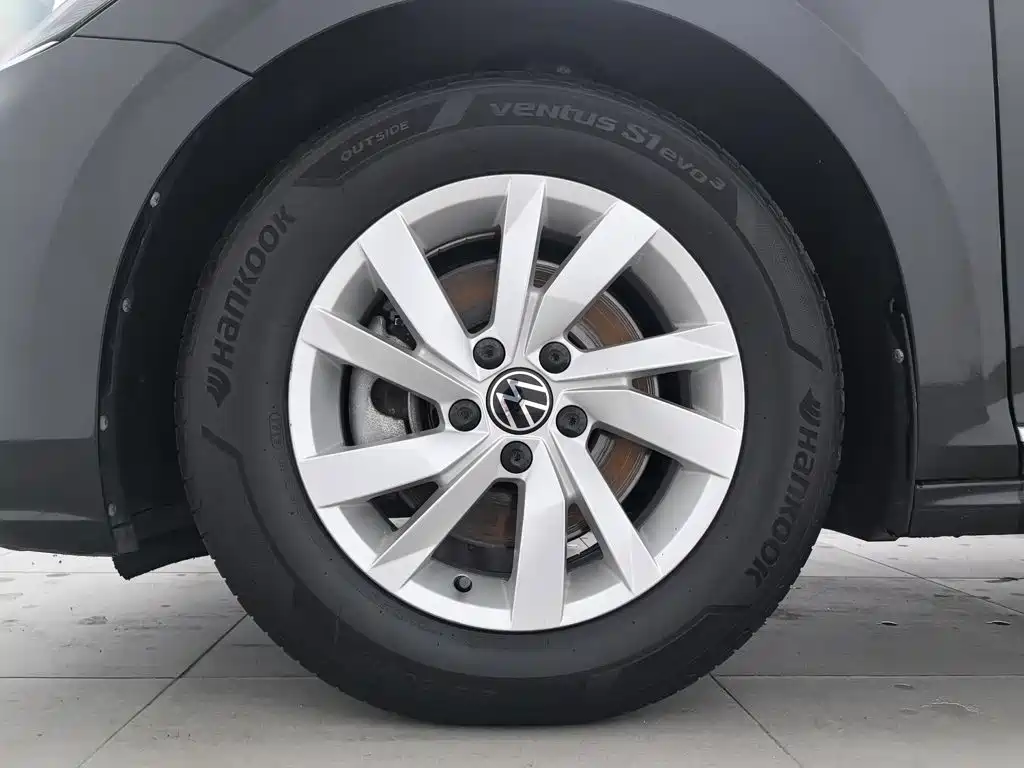 Volkswagen Passat — миниатюра 17
