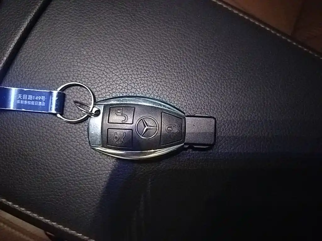 Mercedes-Benz S-Class — миниатюра 10