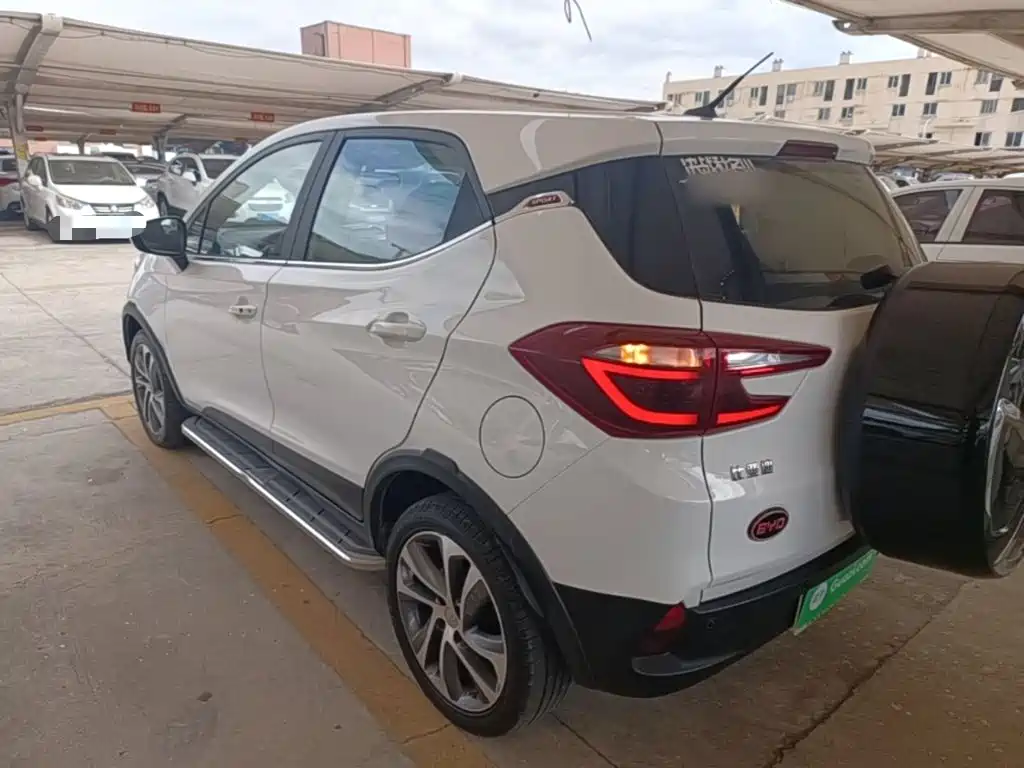 BYD Yuan — миниатюра 5