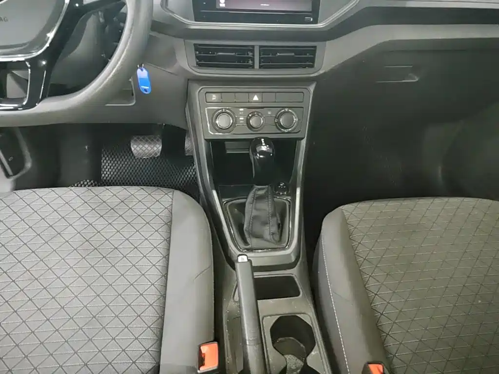 Volkswagen T-Cross — миниатюра 14