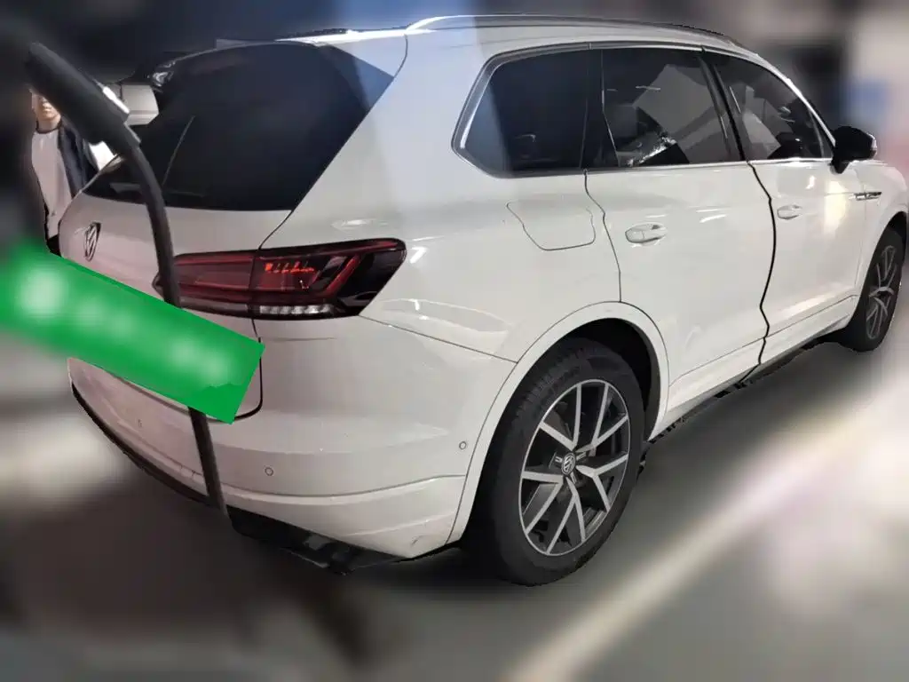 Volkswagen Touareg — миниатюра 6