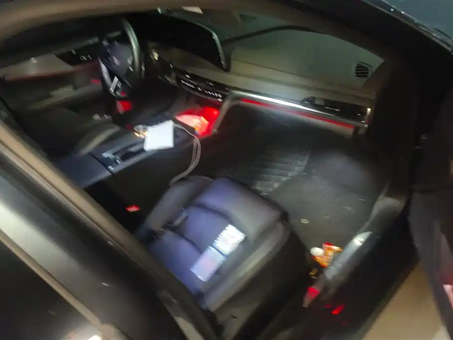 Cadillac CT6 2023 28T