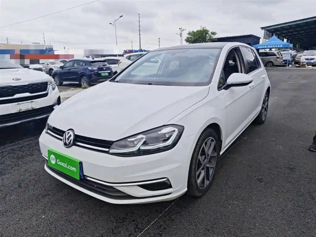 Volkswagen Golf 2020