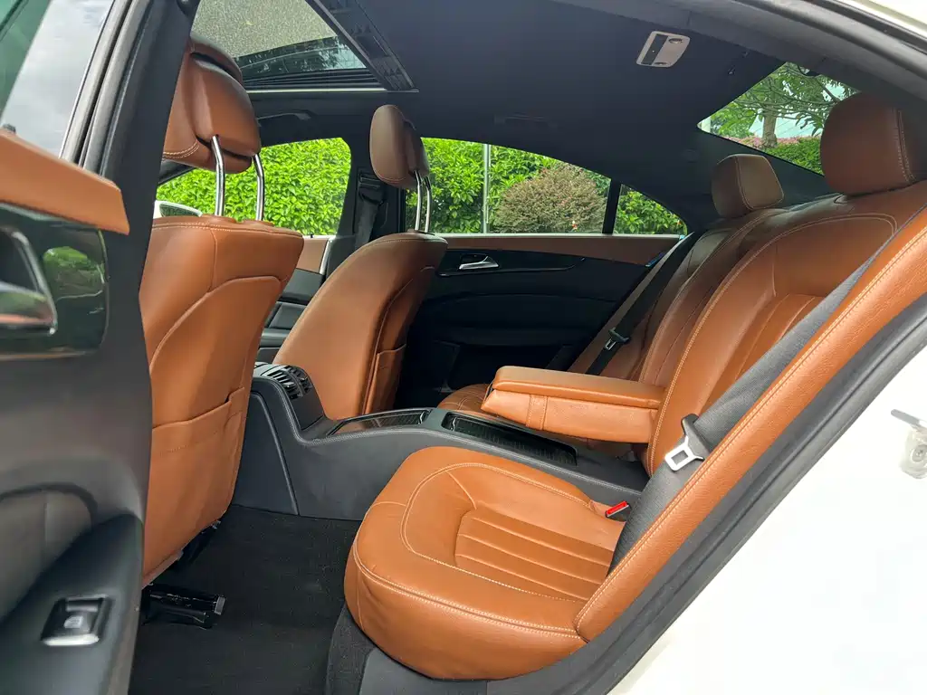 Mercedes-Benz CLS — миниатюра 7
