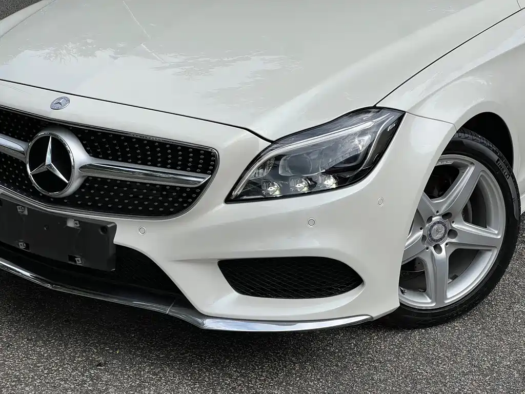 Mercedes-Benz CLS — миниатюра 18