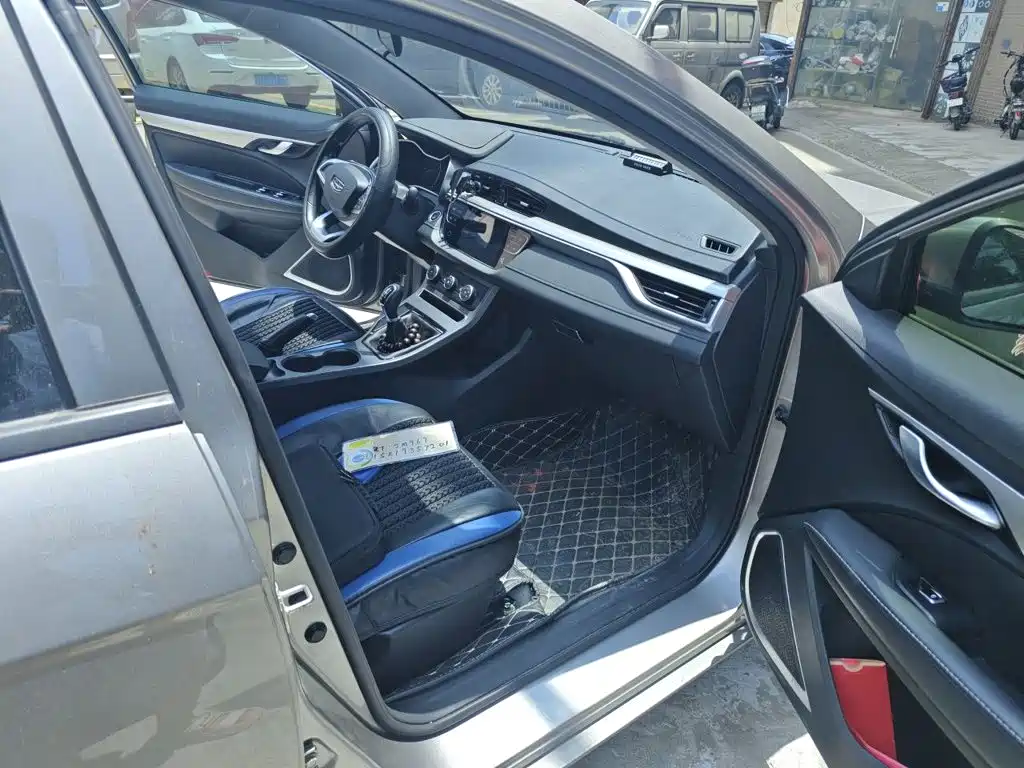 Geely Emgrand — миниатюра 18