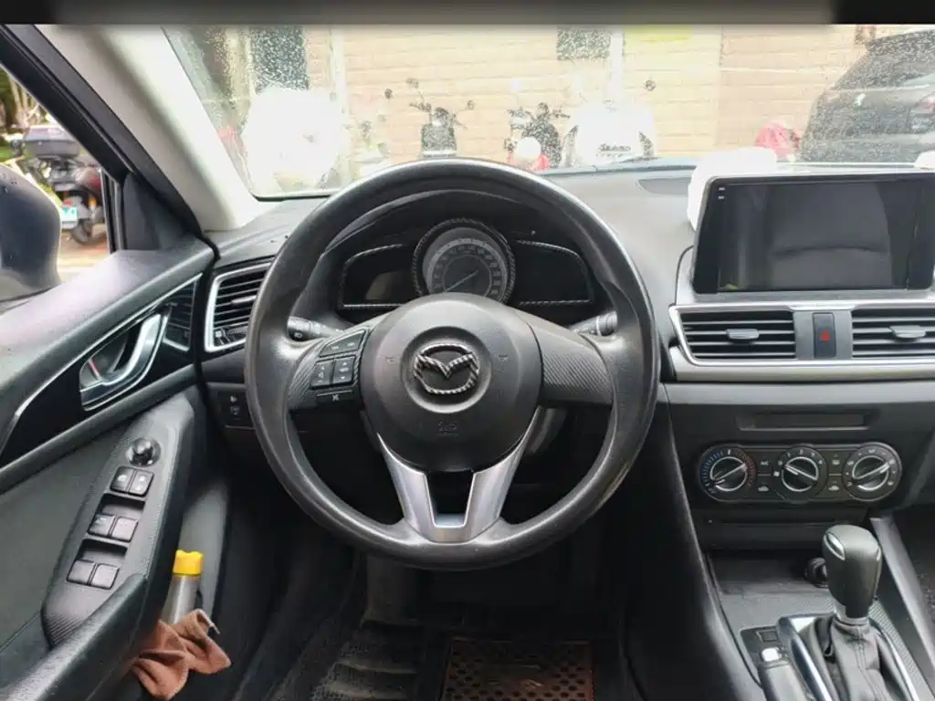 Mazda 3 Axela — миниатюра 15