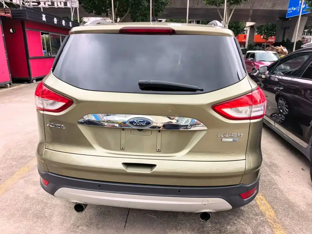 Ford Kuga — миниатюра 6