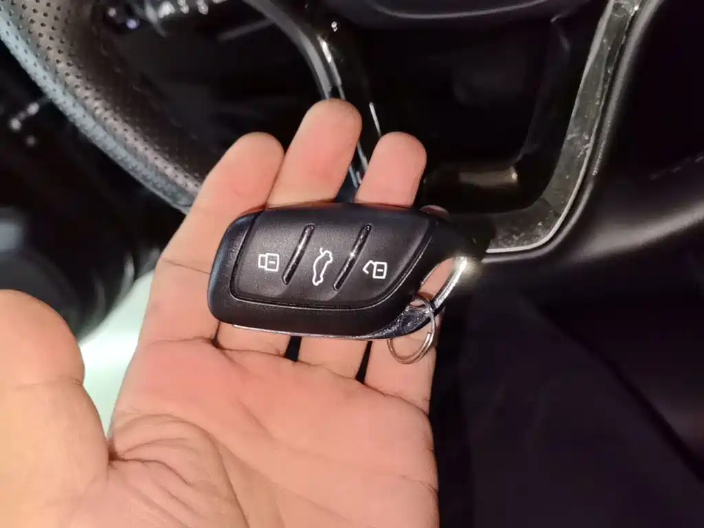 Roewe RX5 — миниатюра 9
