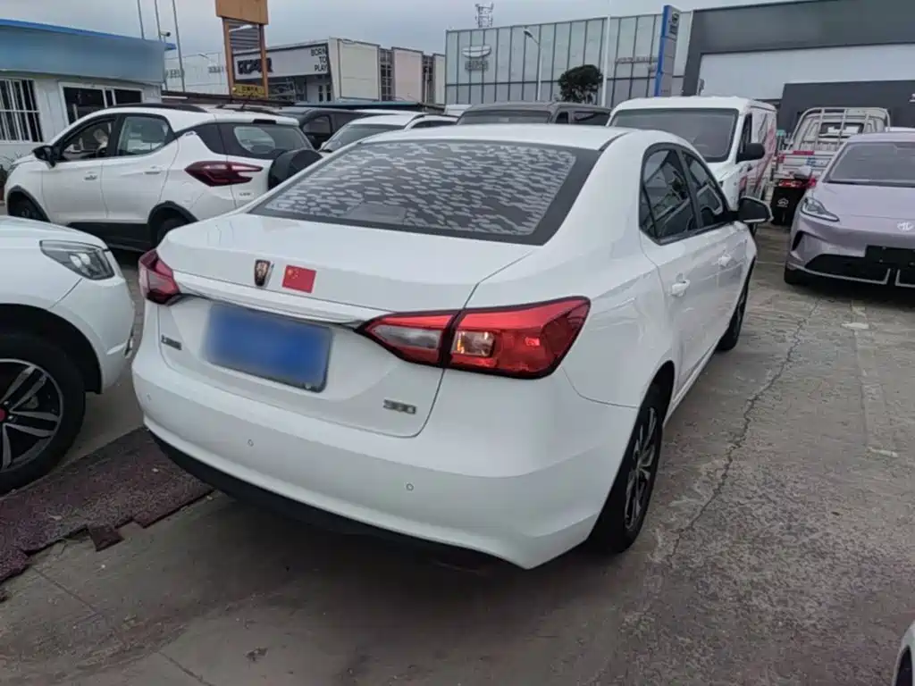 Roewe 360 — миниатюра 7