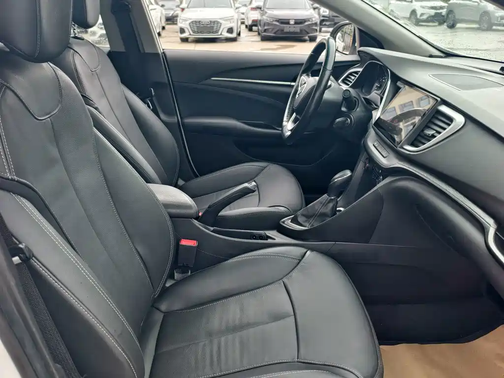 Buick Excelle — миниатюра 8