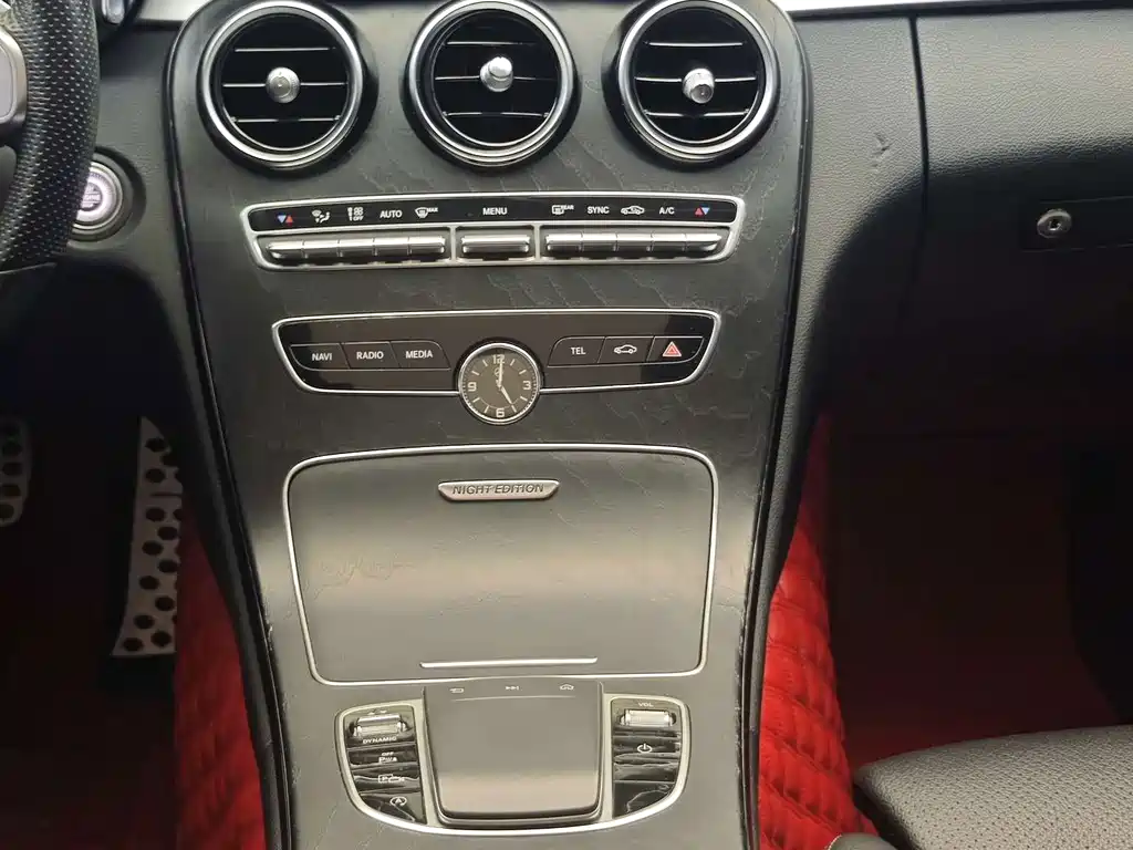 Mercedes-Benz C-Class — миниатюра 10
