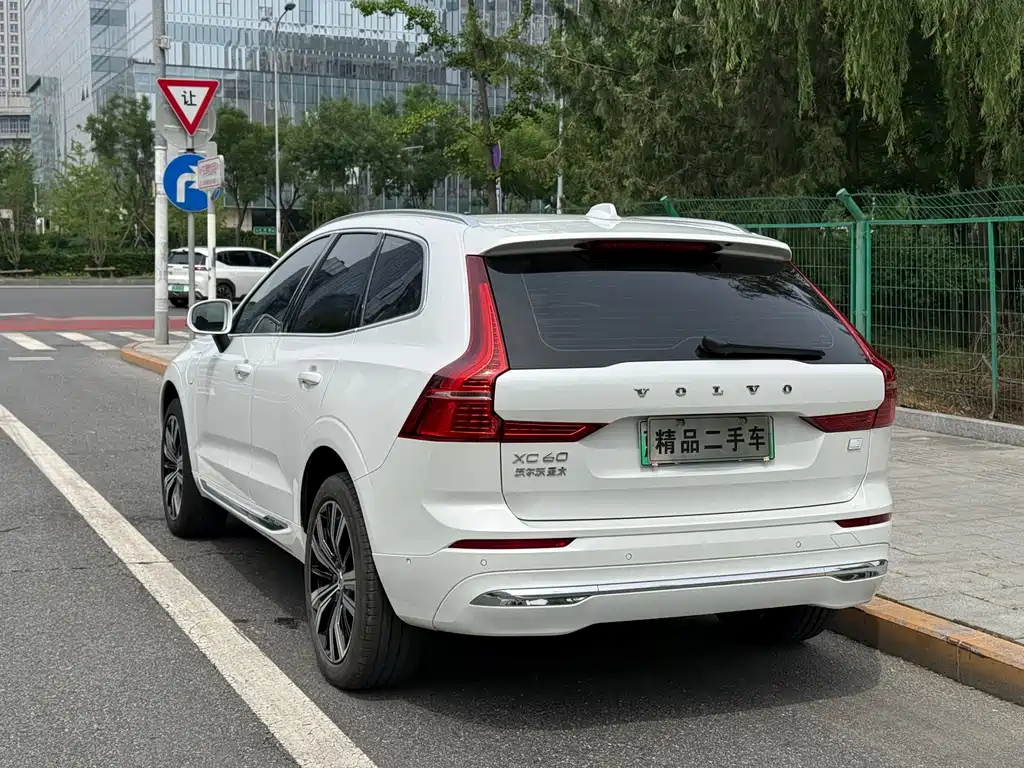 Volvo XC60 2021 T8 E Sport