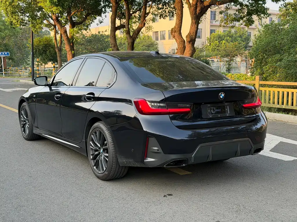 BMW 3 Series — миниатюра 6