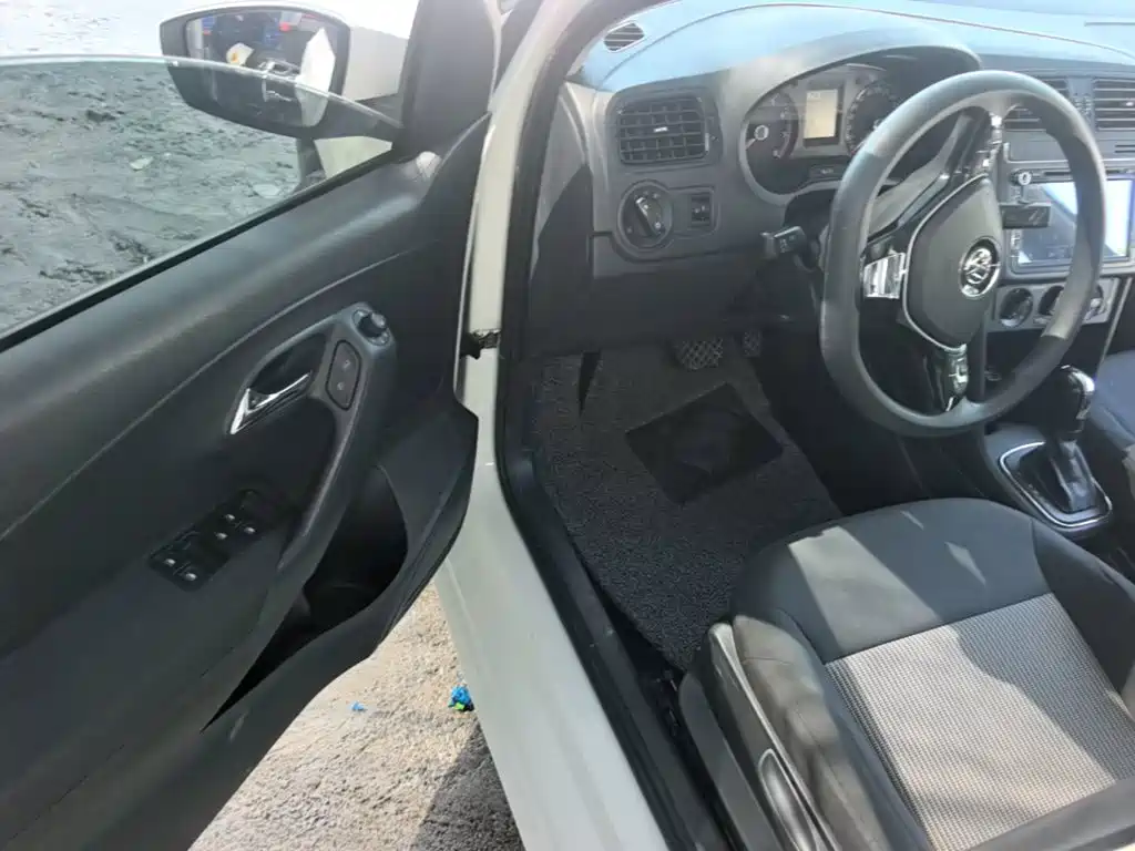 Volkswagen Polo — миниатюра 16