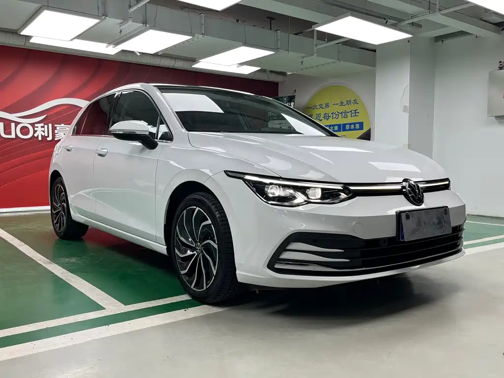 Volkswagen Golf 2021 280TSI DSG 30