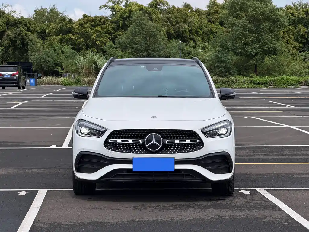 Mercedes-Benz GLA — миниатюра 2