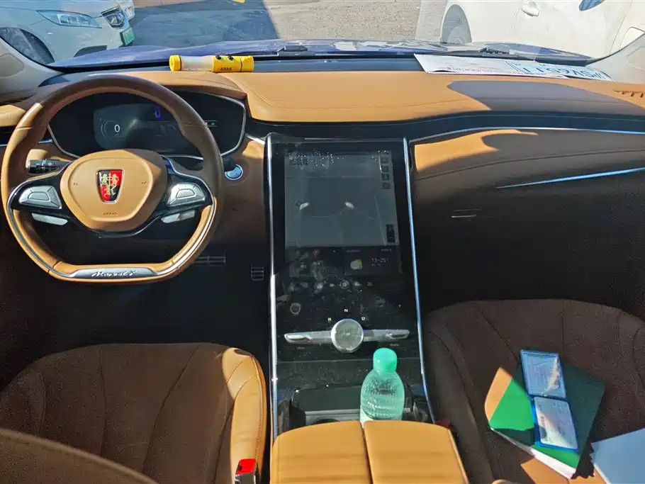 Roewe MARVEL X — миниатюра 12