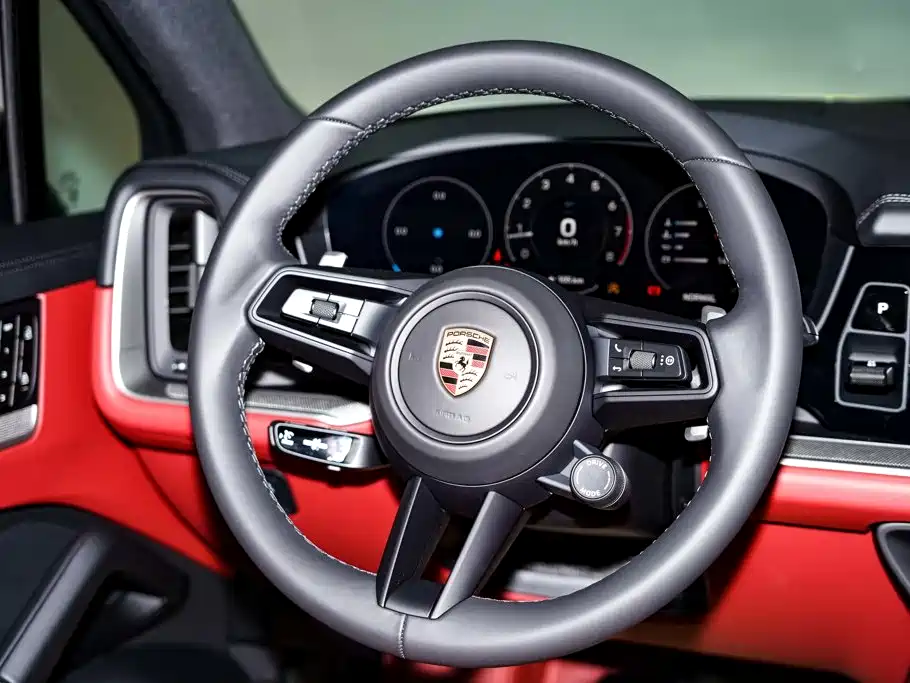 Porsche Cayenne — миниатюра 15