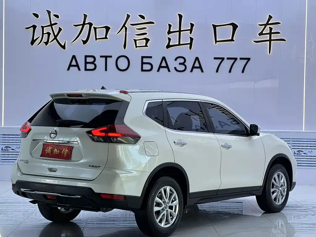 Nissan X-Trail — миниатюра 4