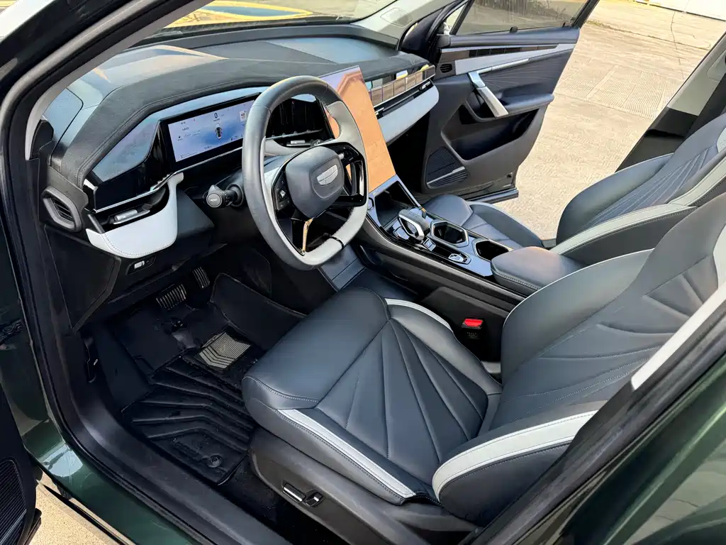 GEELY AUTOMOBILE BOYUE L