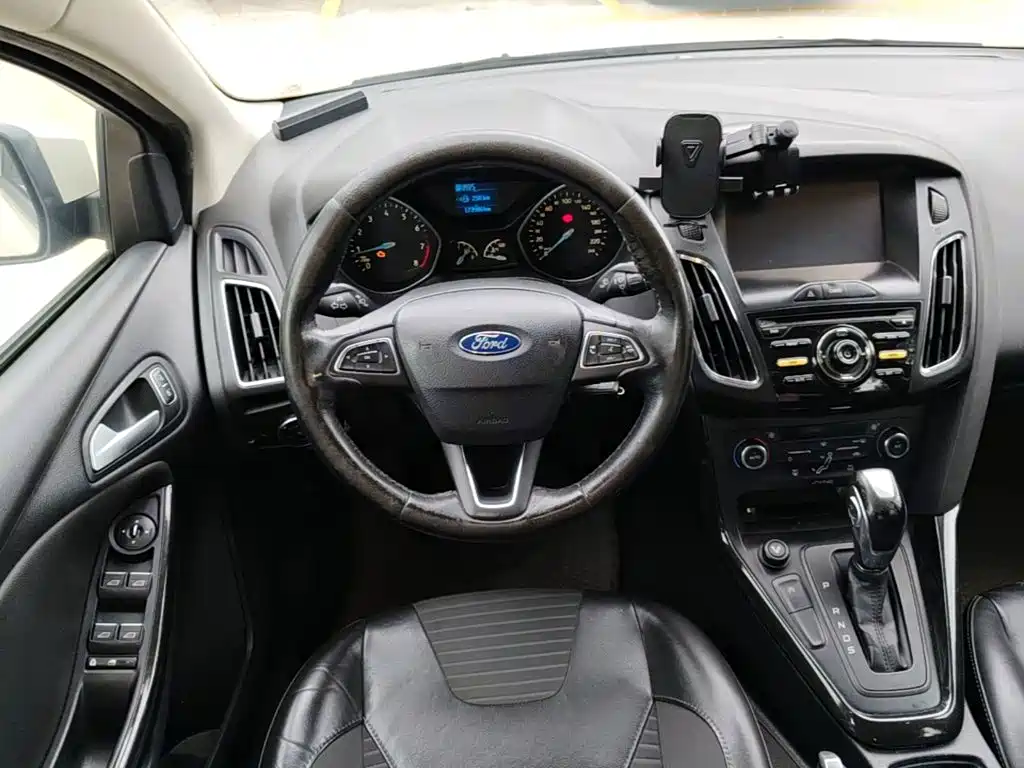 Ford Focus — миниатюра 15