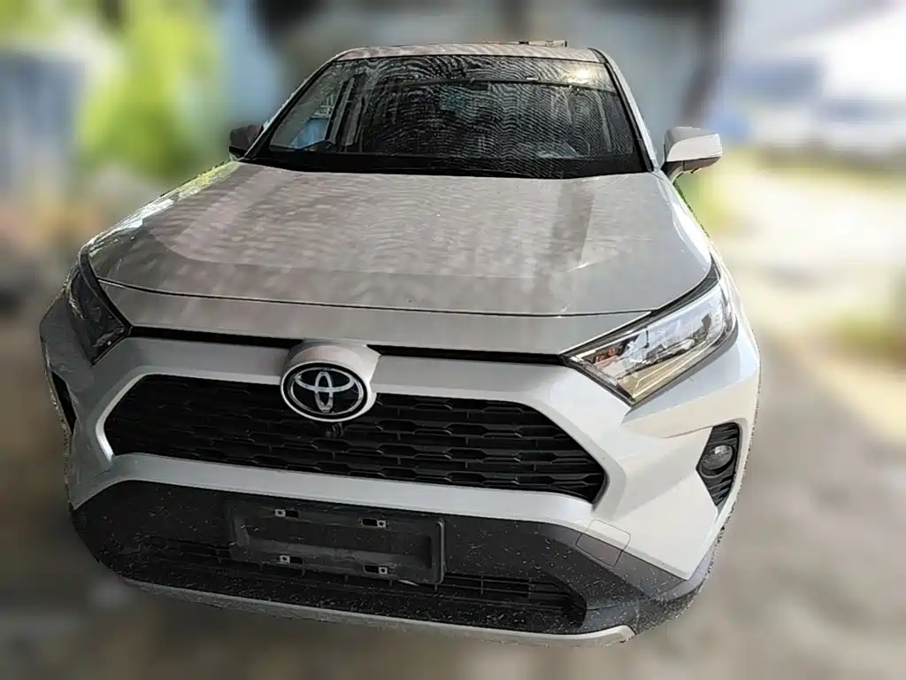 Toyota RAV4 — миниатюра 5