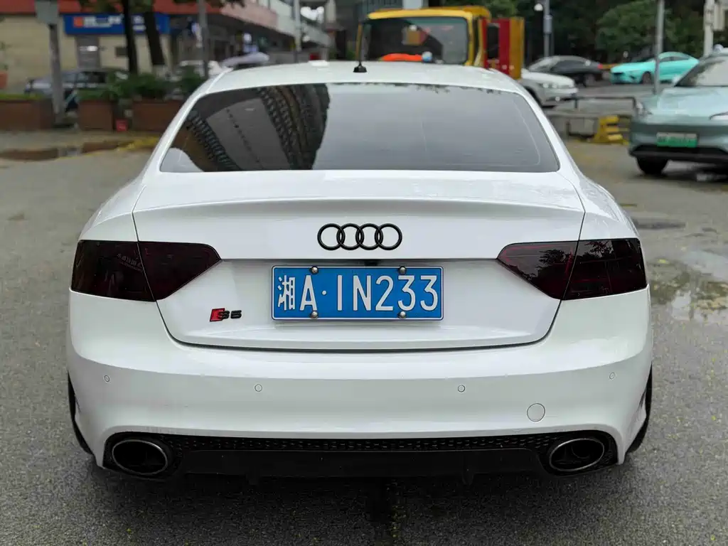 Audi S5 — миниатюра 5