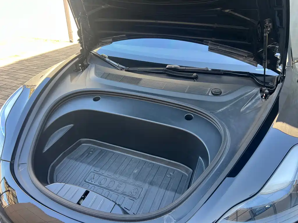 Tesla Model 3 — фотографии объявления, Фото 8